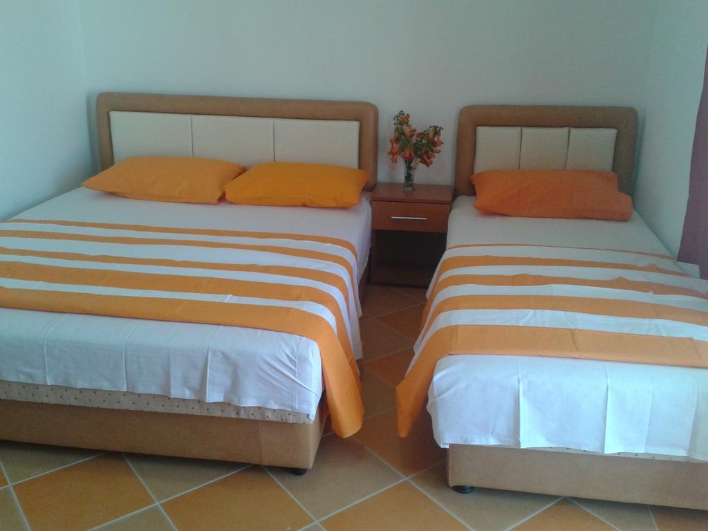 Apartments Aza Dobra Voda Εξωτερικό φωτογραφία
