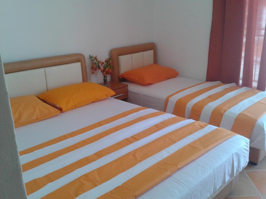 Apartments Aza Dobra Voda Εξωτερικό φωτογραφία