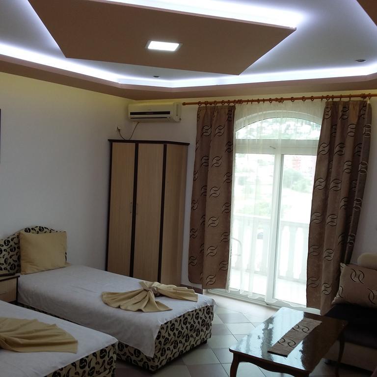Apartments Aza Dobra Voda Εξωτερικό φωτογραφία