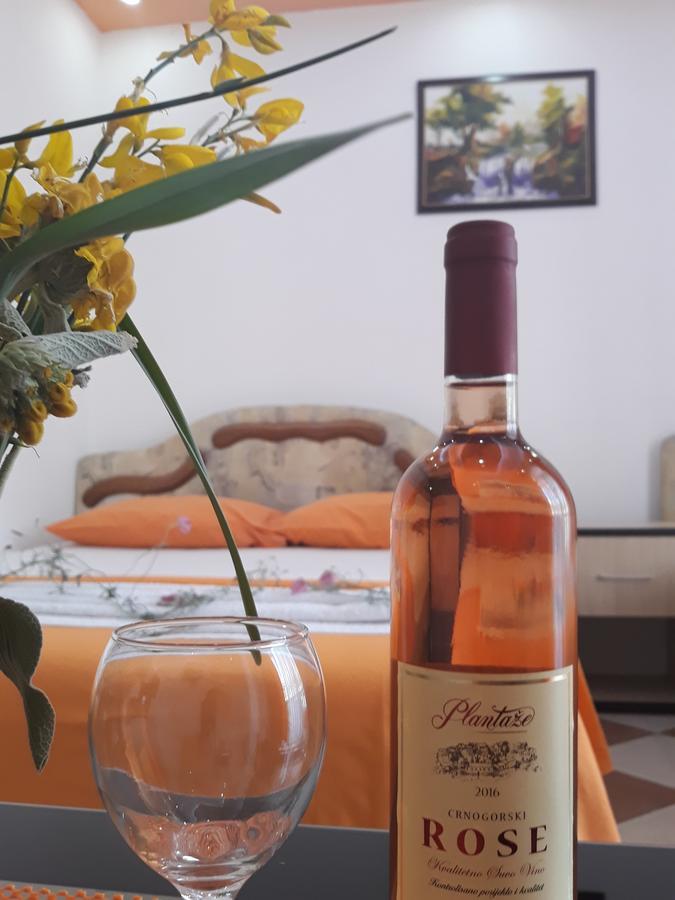 Apartments Aza Dobra Voda Εξωτερικό φωτογραφία