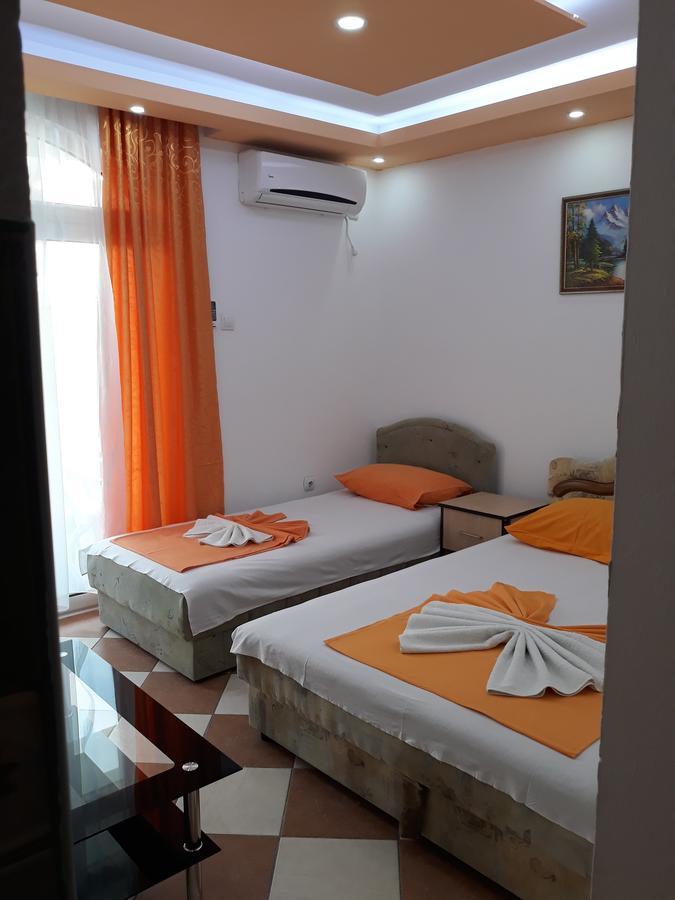 Apartments Aza Dobra Voda Εξωτερικό φωτογραφία